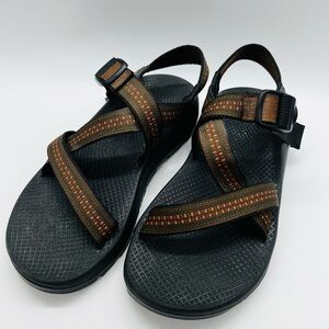 CHACO Men’s Black and Brown Strappy Sandals size 9